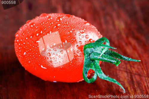 Image of wet tomato