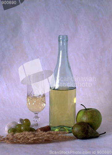 Image of White wine and fruits