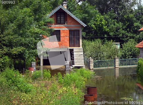 Image of Flood, house surrounded by water