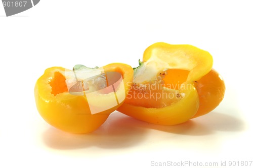 Image of Pepper halves