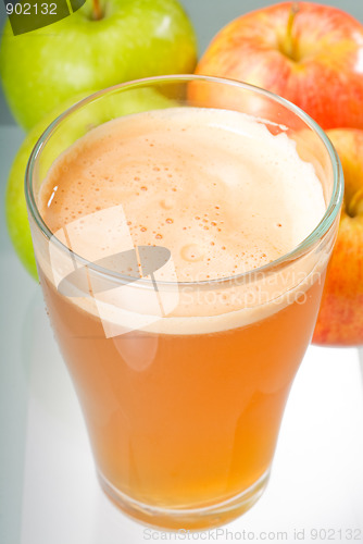 Image of fresh apple juice