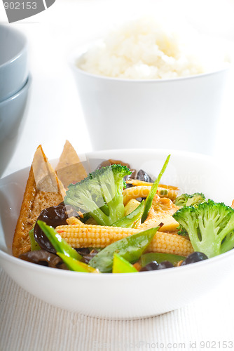 Image of tofu beancurd and vegetables