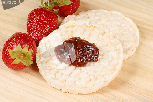 Image of Rice cakes with jam