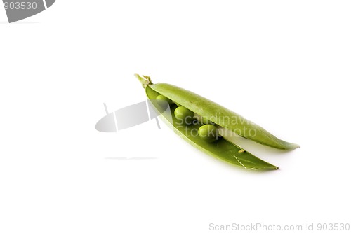 Image of Peas isolated on White