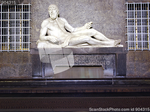 Image of Po Statue, Turin