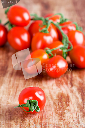 Image of tomatoes bunch