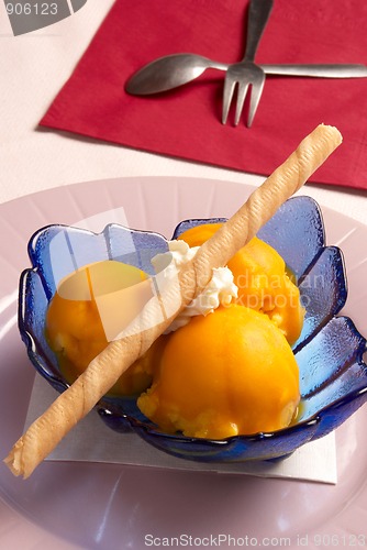 Image of Apricot ice cream