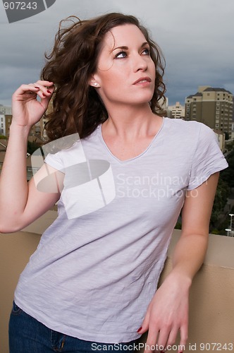 Image of Brunette