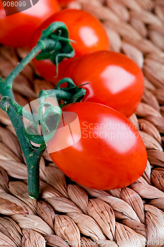 Image of tomatoes bunch