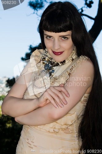 Image of Brunette