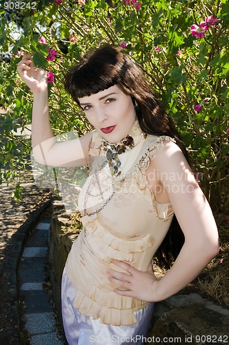 Image of Brunette