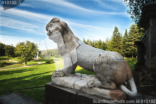 Image of Park imperial lion