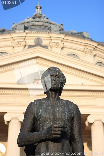 Image of Eminescu and Ateneul Roman