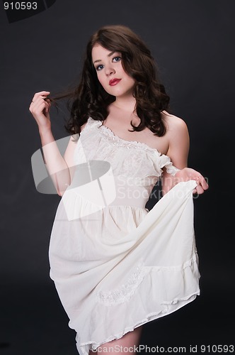 Image of Brunette