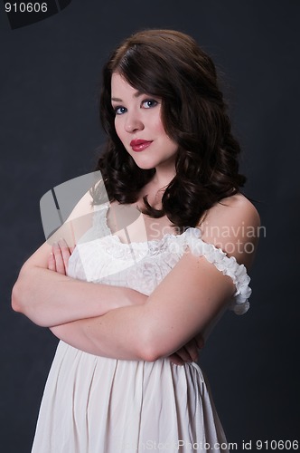 Image of Brunette