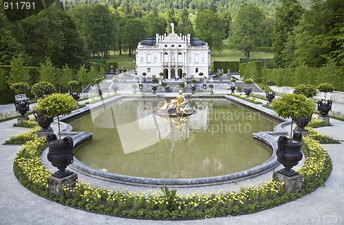 Image of castle linderhof