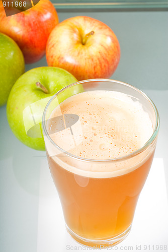 Image of fresh apple juice