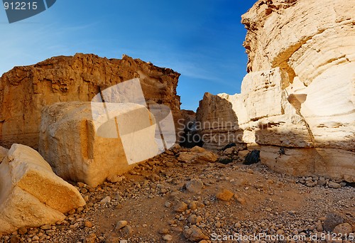 Image of Sandstone rocks in the desert