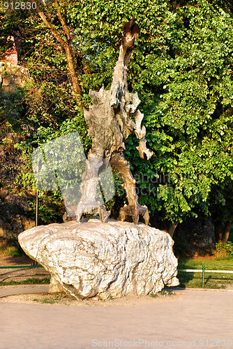 Image of Wawelski dragon statue