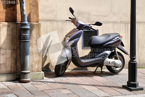 Image of Scooter with an engine