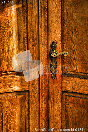 Image of wooden door