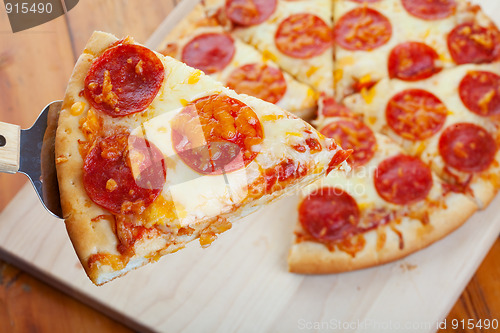 Image of Pepperoni pizza