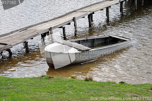Image of Old Boat at the Old Walkway