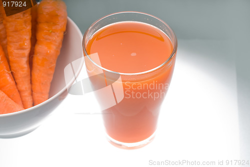 Image of fresh carrot juice