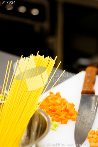 Image of italian spaghetti pasta on kitchen