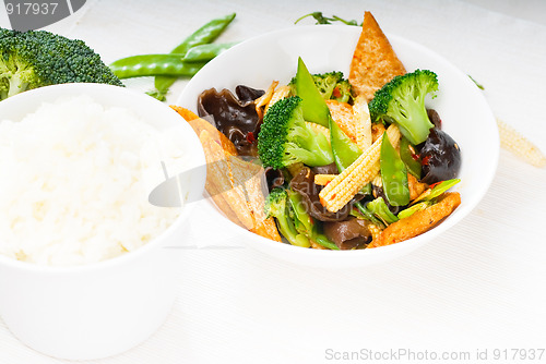 Image of tofu beancurd and vegetables