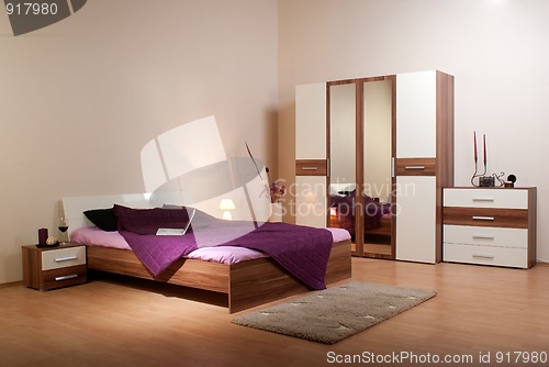 Image of bedroom interior 