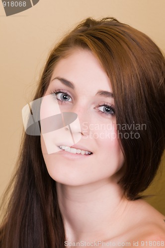 Image of Brunette