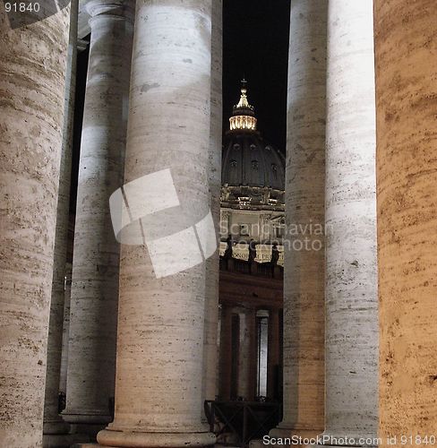 Image of Basilica San Pietro throught the columns