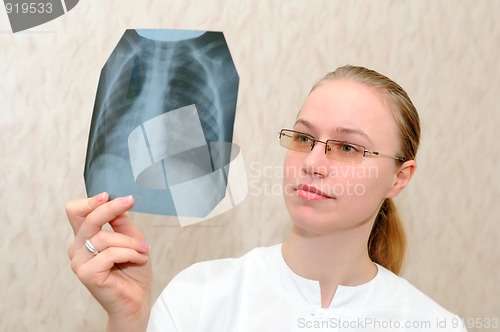 Image of medic laboraty assistant doctor