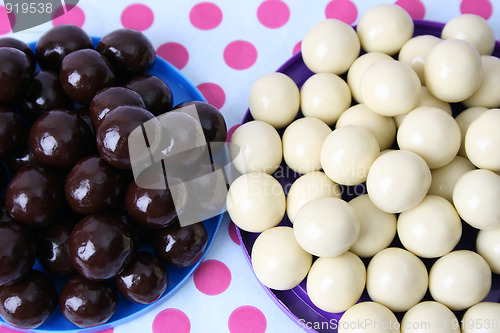Image of Chocolate Balls
