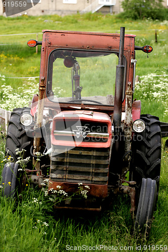 Image of Old tractor