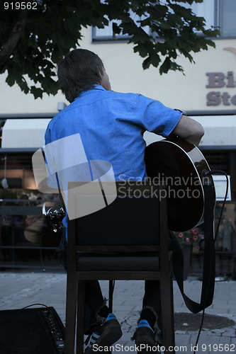 Image of Street singer