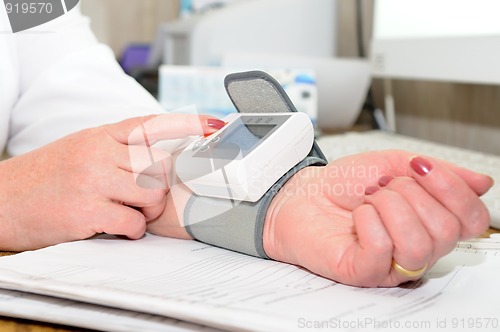 Image of The blood pressure measuring process