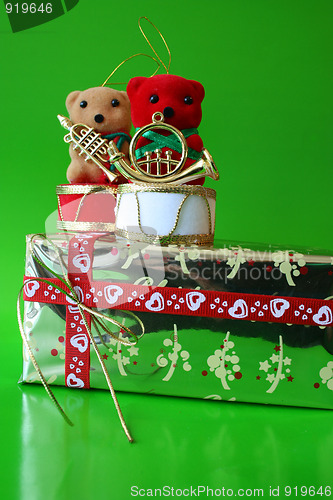 Image of Bears on Gift