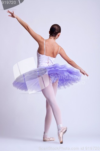 Image of back picture of a ballerina