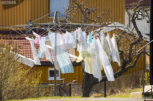 Image of The linen dries