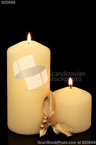 Image of Christmas Candle Beauty