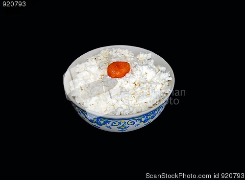Image of Bowl with curd and candied fruit