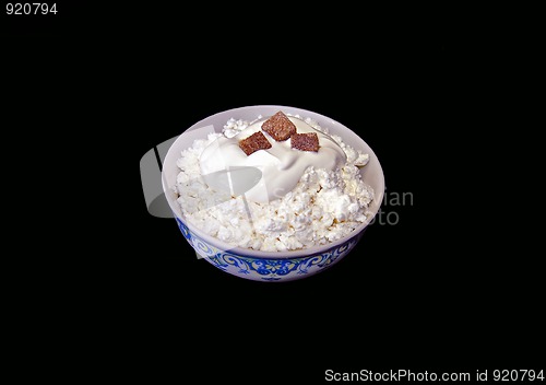 Image of Bowl with curd and cane sugar