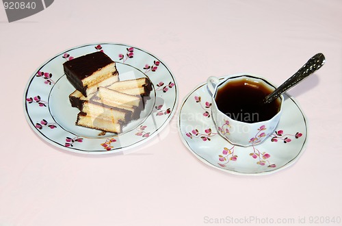 Image of coffee and cake