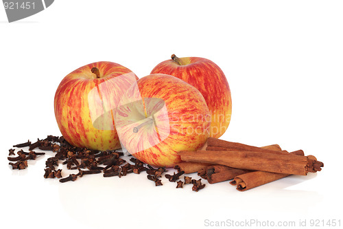 Image of Apples Cinnamon and Cloves