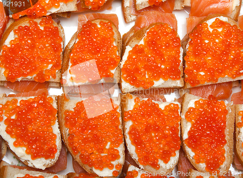 Image of Sandwiches with red roe and salman