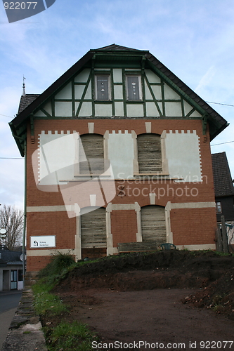 Image of old house