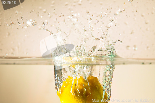 Image of lemon and water