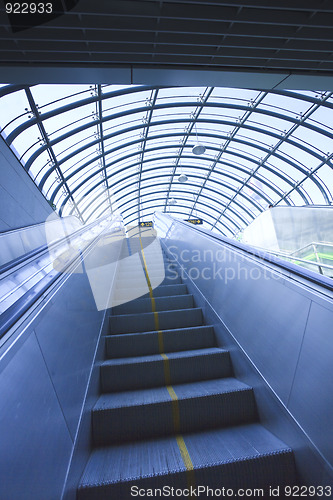 Image of escalator  